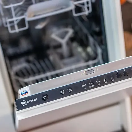 Villa Granitz, Ostseebad Sellin, Insel Ruegen, Muschelsucher * Sellin