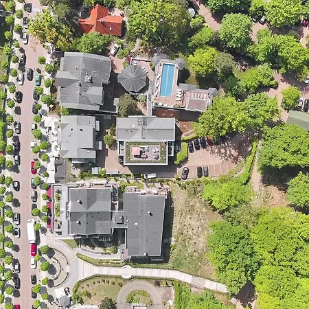 Villa Granitz, Ostseebad Sellin, Insel Ruegen, Muschelsucher