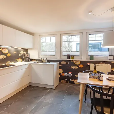 Villa Granitz, Ostseebad Sellin, Insel Ruegen, Muschelsucher アパート ゼリン