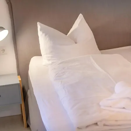 Villa Granitz, Ostseebad Sellin, Insel Ruegen, Muschelsucher * ゼリン